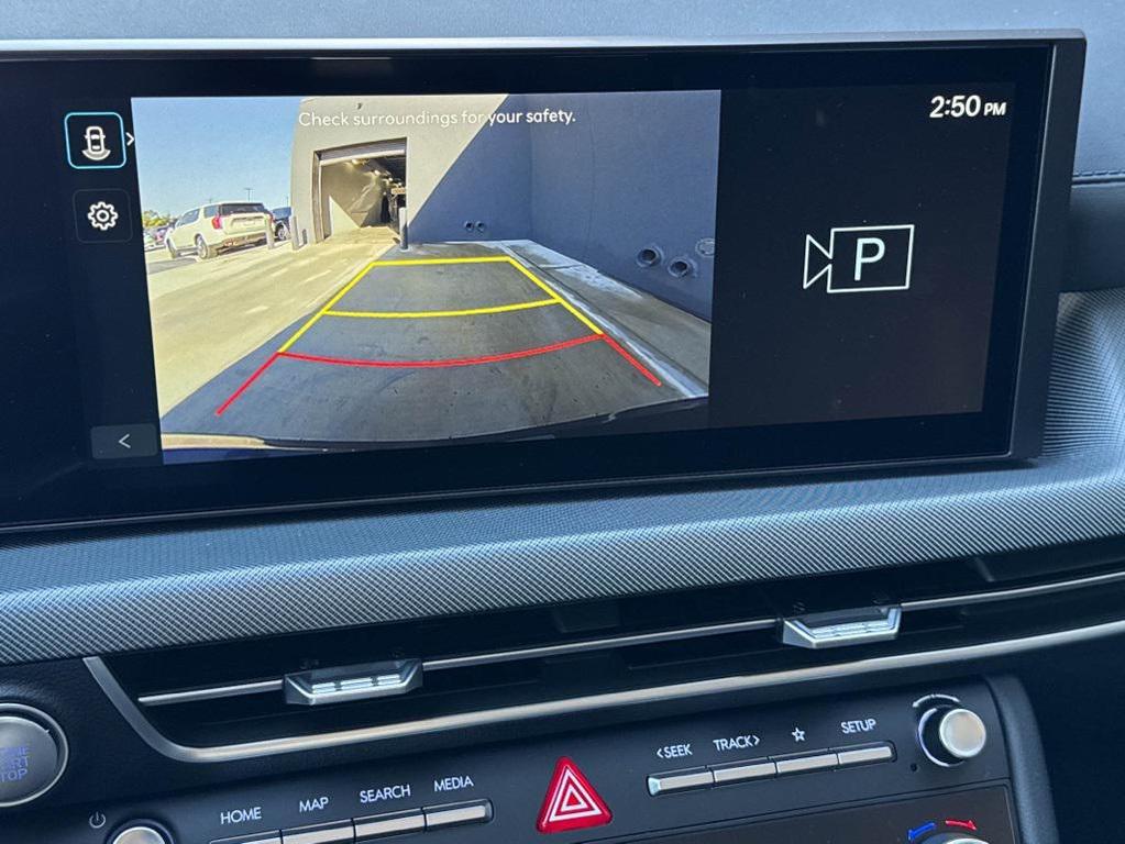 new 2025 Hyundai Sonata Hybrid car, priced at $28,043