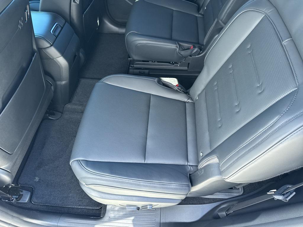 new 2026 Hyundai SANTA FE HEV car, priced at $50,326