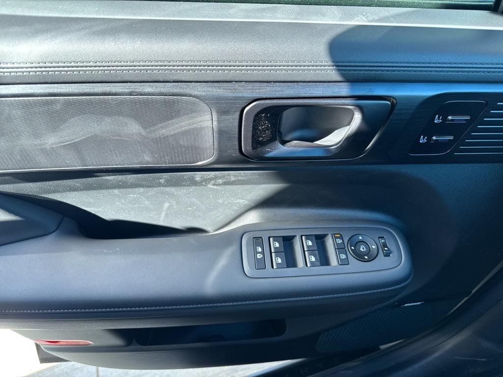 new 2026 Hyundai SANTA FE HEV car, priced at $50,326