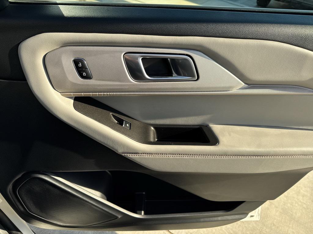 used 2025 Ford Explorer car, priced at $33,000