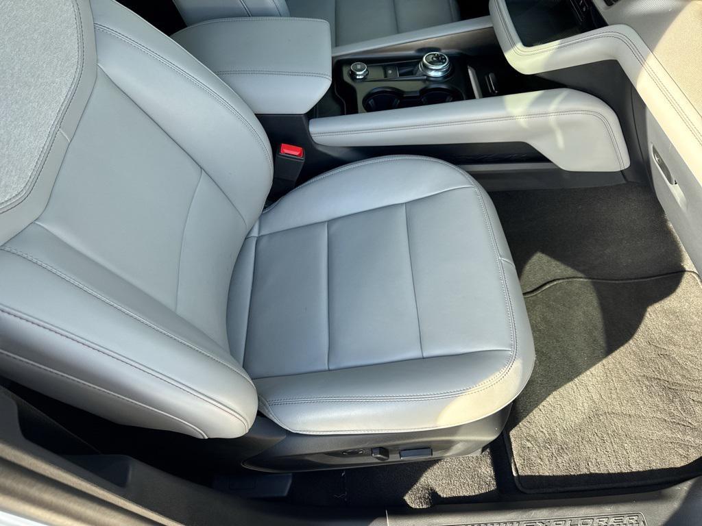 used 2025 Ford Explorer car, priced at $33,000