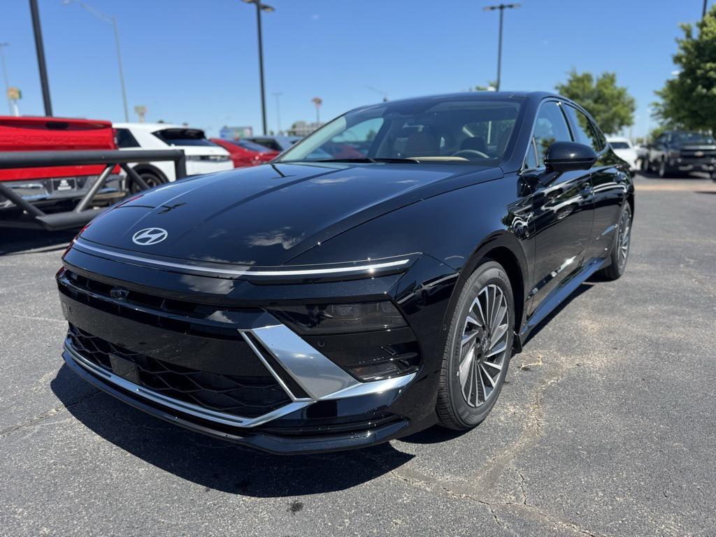 new 2025 Hyundai Sonata Hybrid car, priced at $34,149