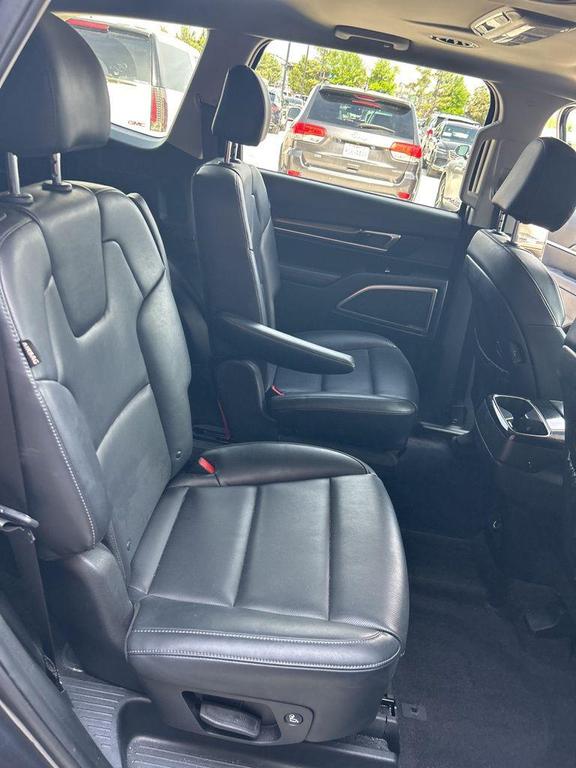 used 2025 Kia Telluride car, priced at $33,341