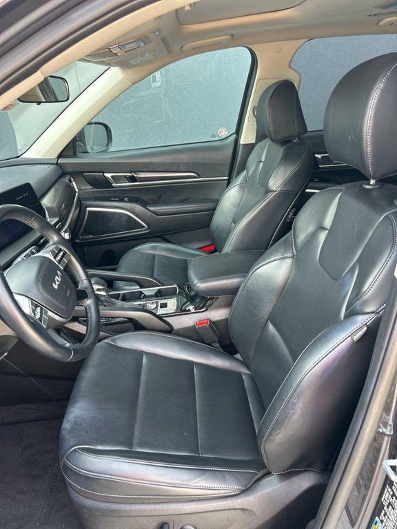 used 2025 Kia Telluride car, priced at $33,341
