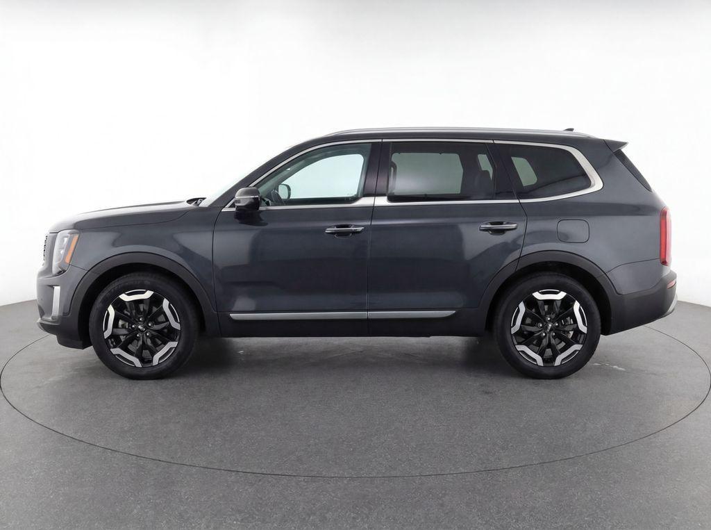 used 2025 Kia Telluride car, priced at $33,341
