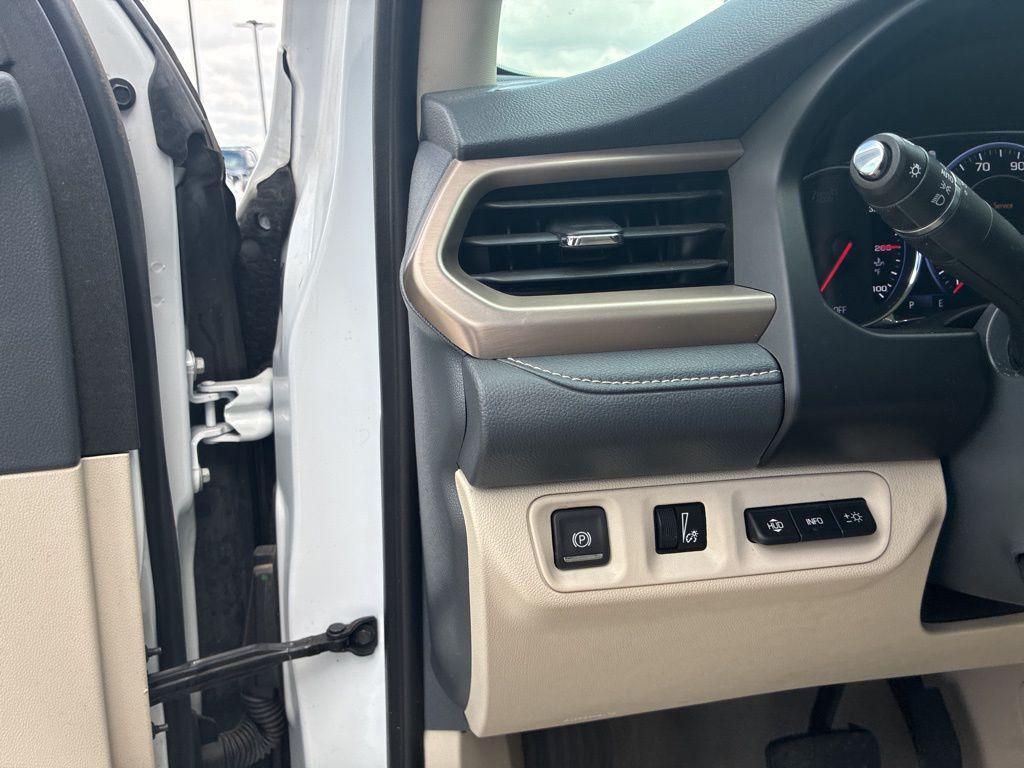 used 2023 GMC Acadia car, priced at $33,411