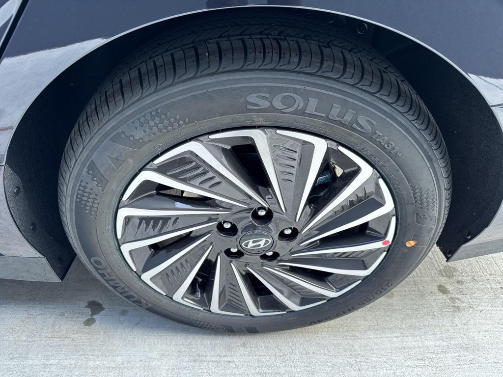 new 2026 Hyundai Sonata Hybrid car, priced at $33,051