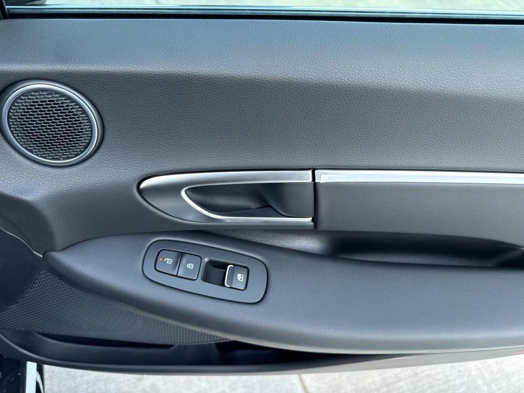 new 2026 Hyundai Sonata Hybrid car, priced at $33,051
