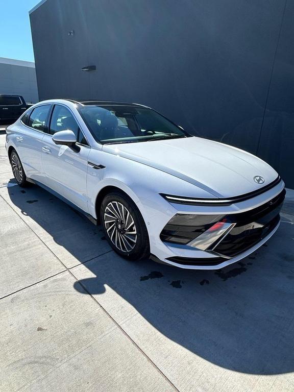 new 2026 Hyundai Sonata Hybrid car, priced at $35,810