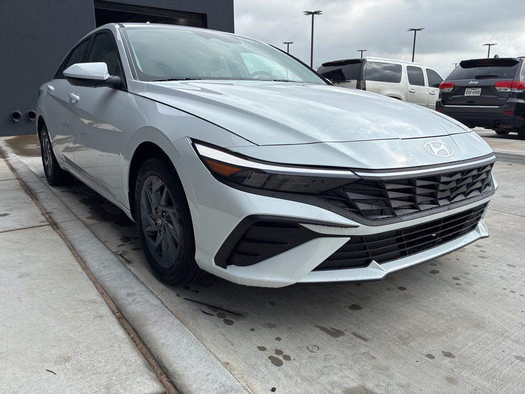 new 2026 Hyundai ELANTRA HEV car, priced at $26,892