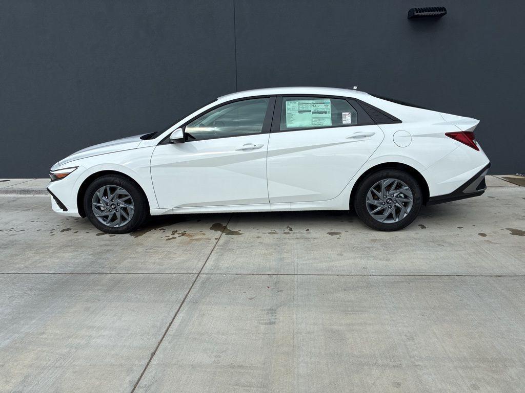 new 2026 Hyundai ELANTRA HEV car, priced at $26,892