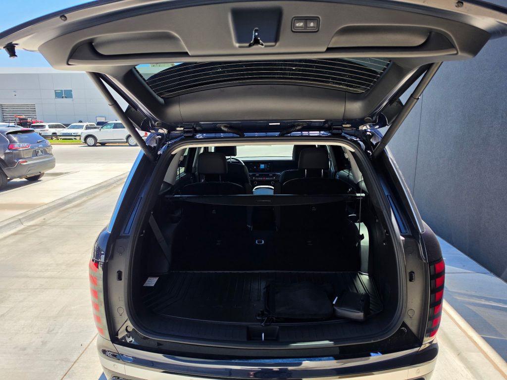 new 2026 Hyundai Palisade Hybrid car, priced at $55,586