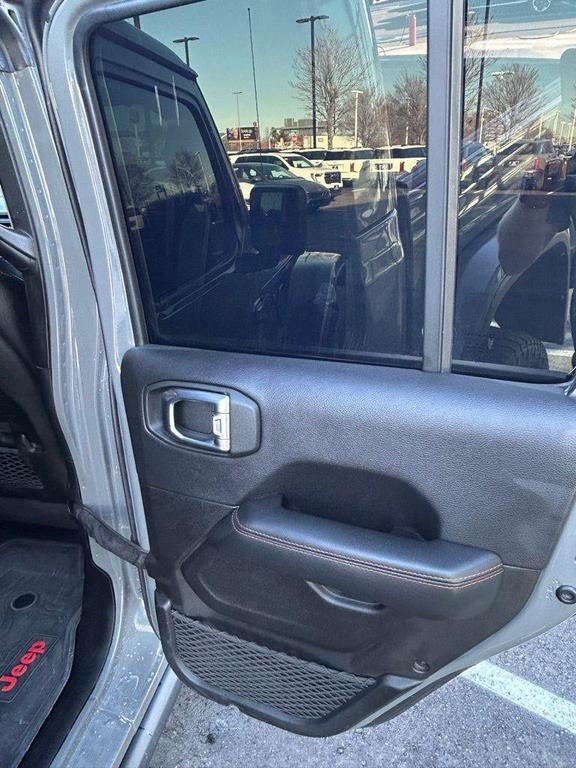 used 2022 Jeep Gladiator car, priced at $32,369