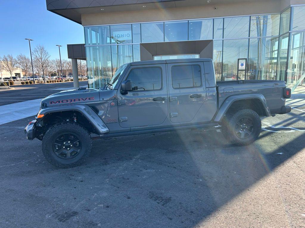 used 2022 Jeep Gladiator car, priced at $32,369