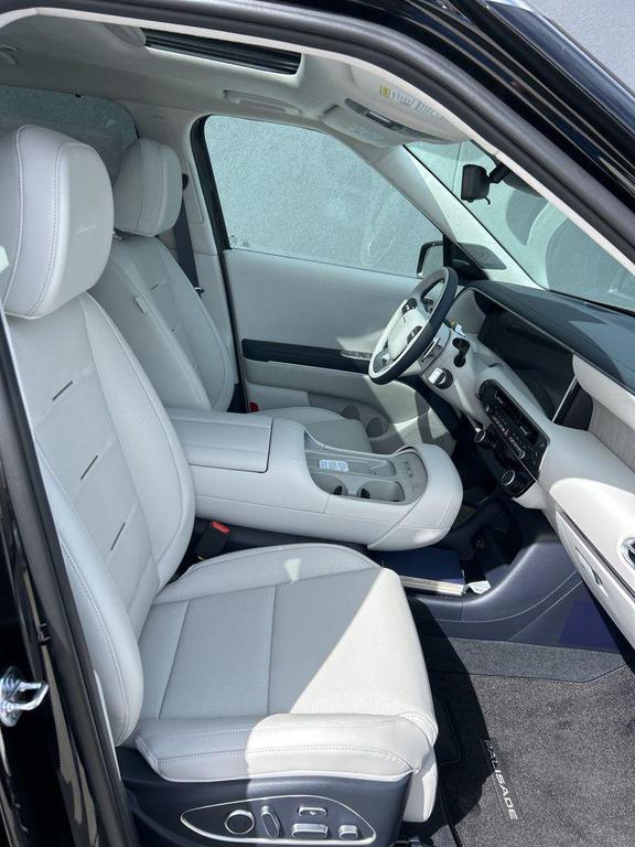 new 2026 Hyundai Palisade Hybrid car, priced at $59,259