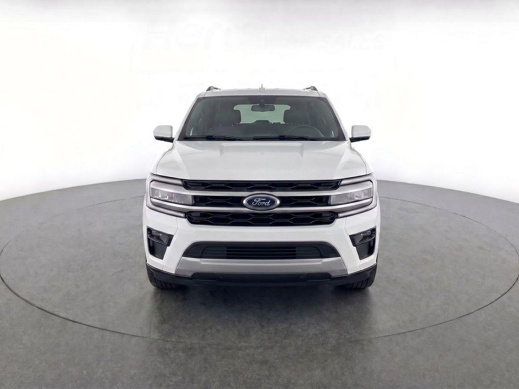 used 2024 Ford Expedition car, priced at $40,376