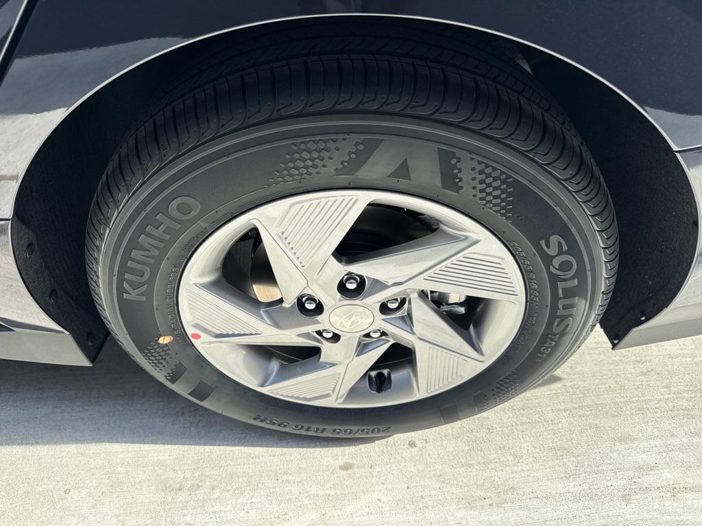 new 2026 Hyundai Sonata car, priced at $27,581