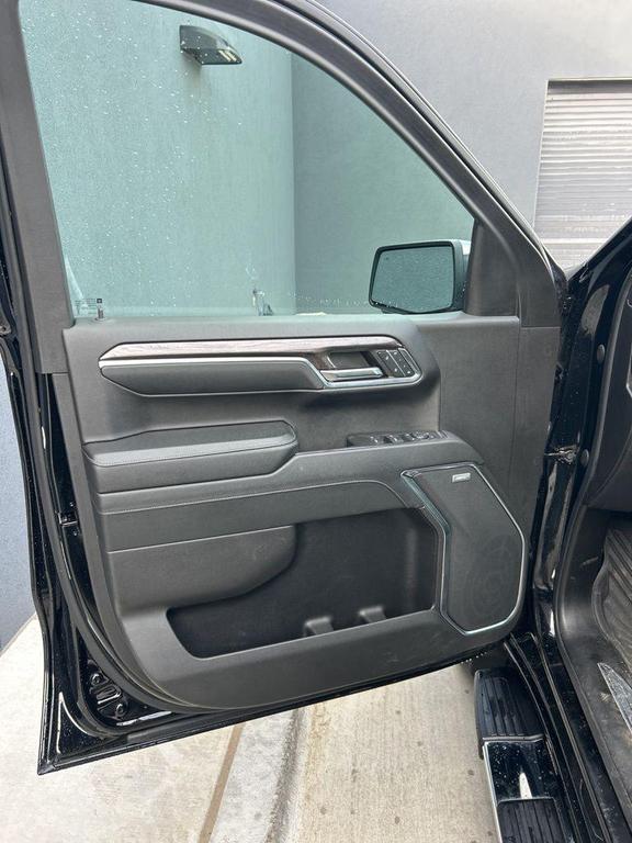 used 2024 Chevrolet Silverado 1500 car, priced at $35,699