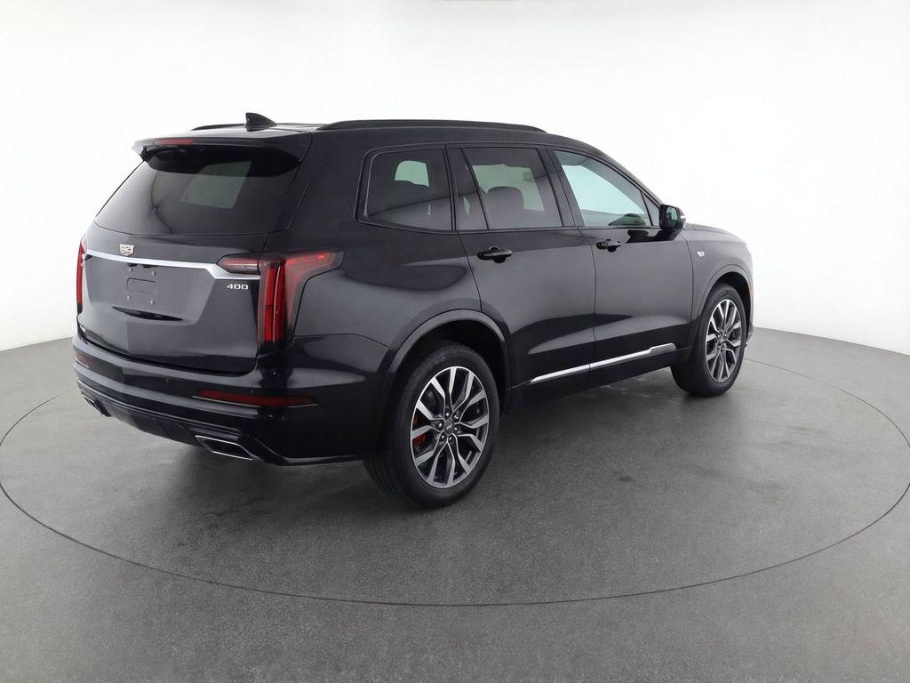 used 2023 Cadillac XT6 car, priced at $31,350