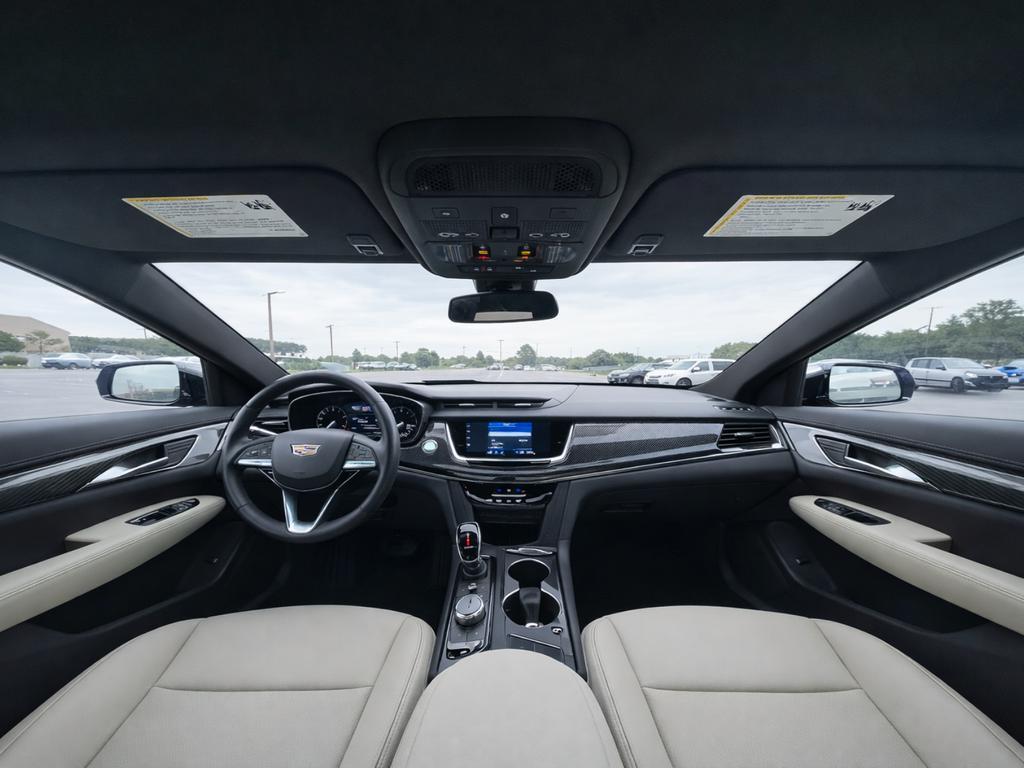 used 2023 Cadillac XT6 car, priced at $31,350
