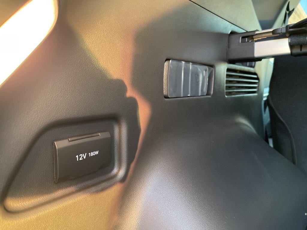 new 2024 Hyundai TUCSON Hybrid car, priced at $32,950