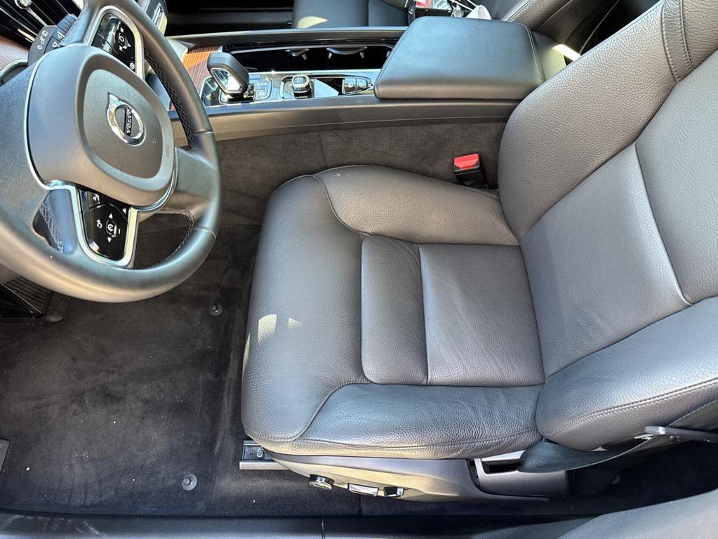 used 2023 Volvo XC60 car, priced at $24,982