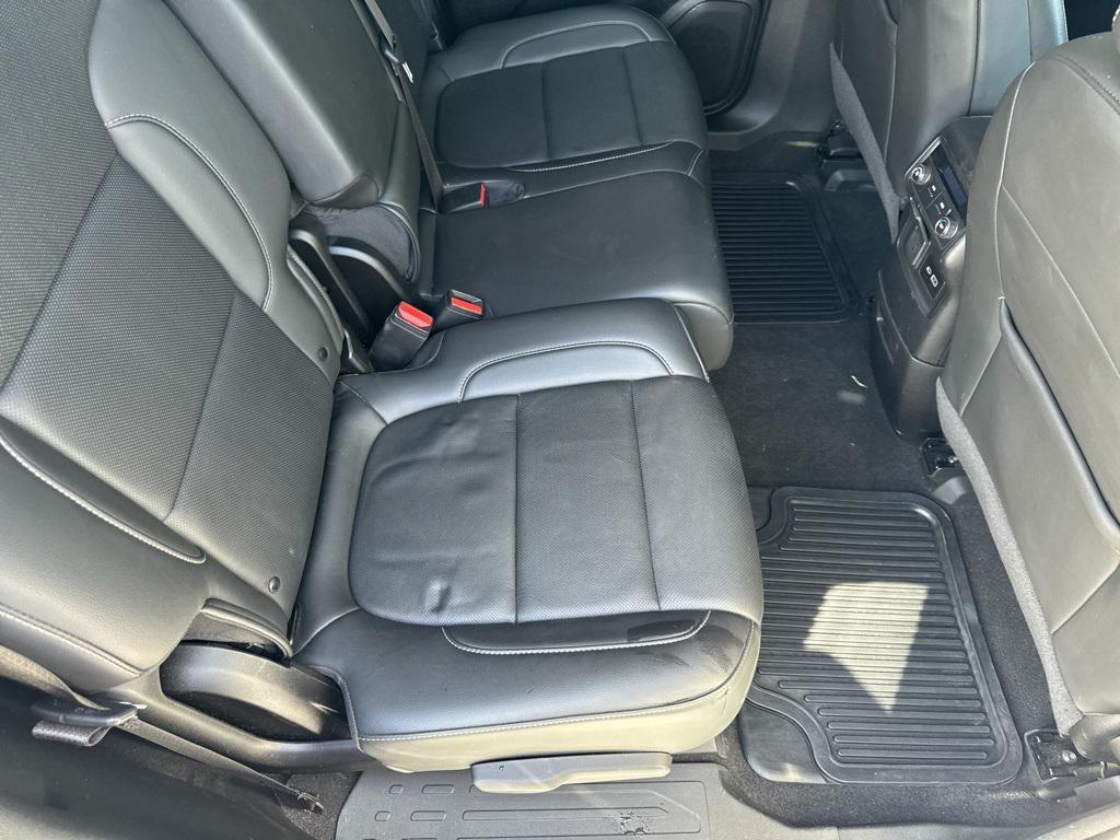 used 2023 GMC Acadia car, priced at $23,810