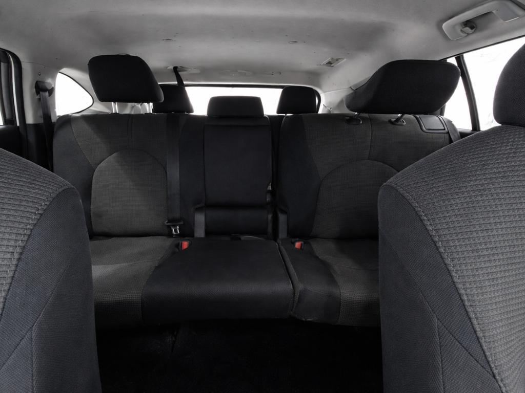 used 2023 Toyota Highlander car, priced at $32,664