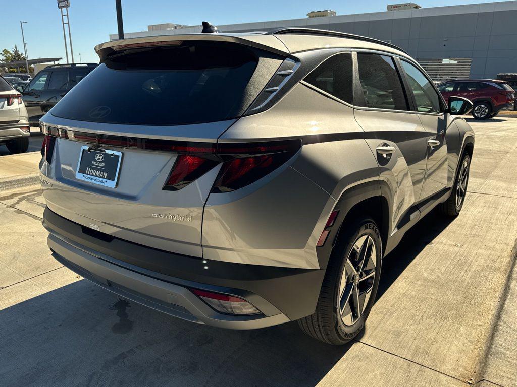 new 2026 Hyundai TUCSON Hybrid car, priced at $35,070