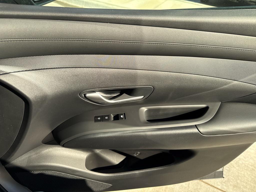 new 2026 Hyundai TUCSON Hybrid car, priced at $33,820