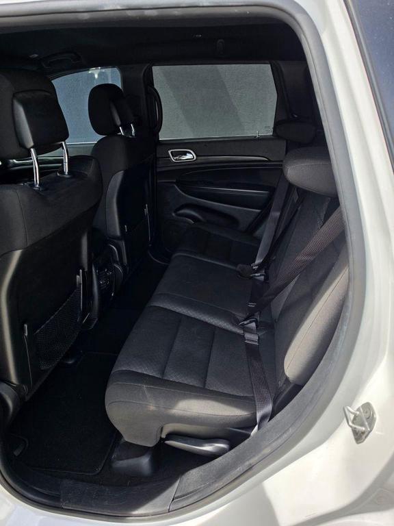 used 2021 Jeep Grand Cherokee car, priced at $15,289