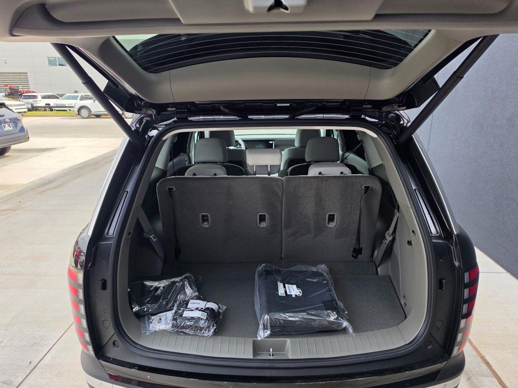 new 2026 Hyundai Palisade Hybrid car, priced at $45,606