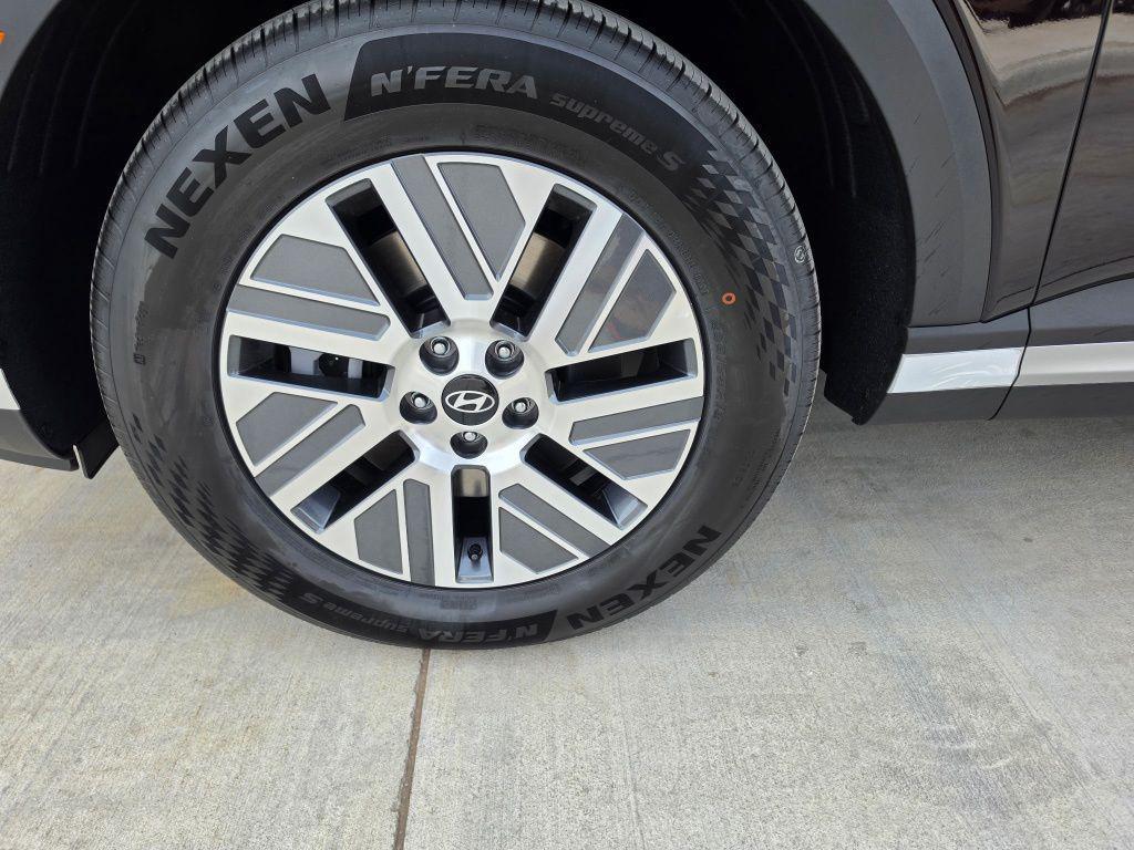 new 2026 Hyundai Palisade Hybrid car, priced at $45,606