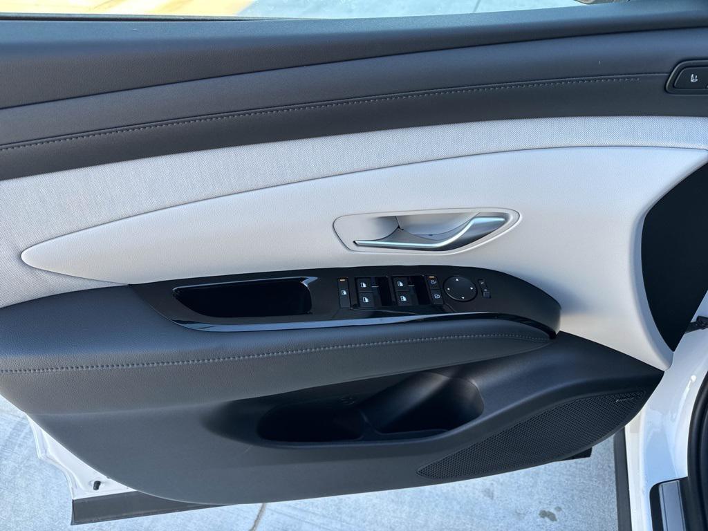 new 2026 Hyundai Tucson car, priced at $38,027