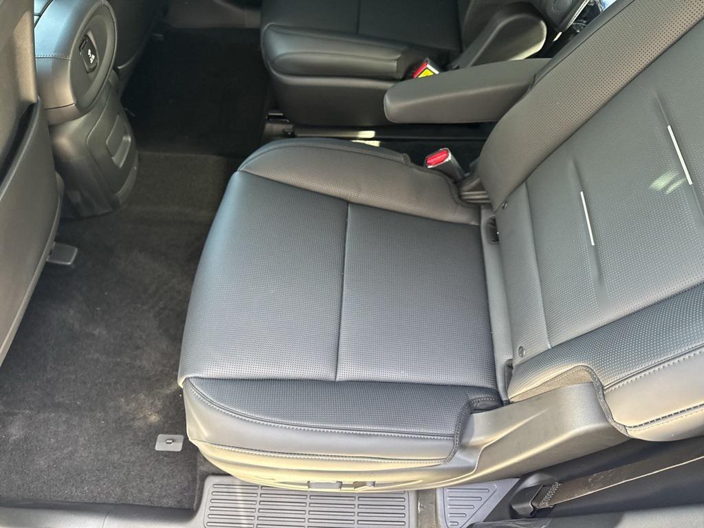 new 2026 Hyundai Palisade Hybrid car, priced at $57,061