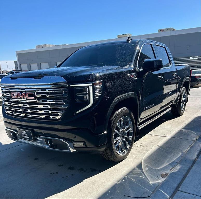 used 2023 GMC Sierra 1500 car, priced at $43,000