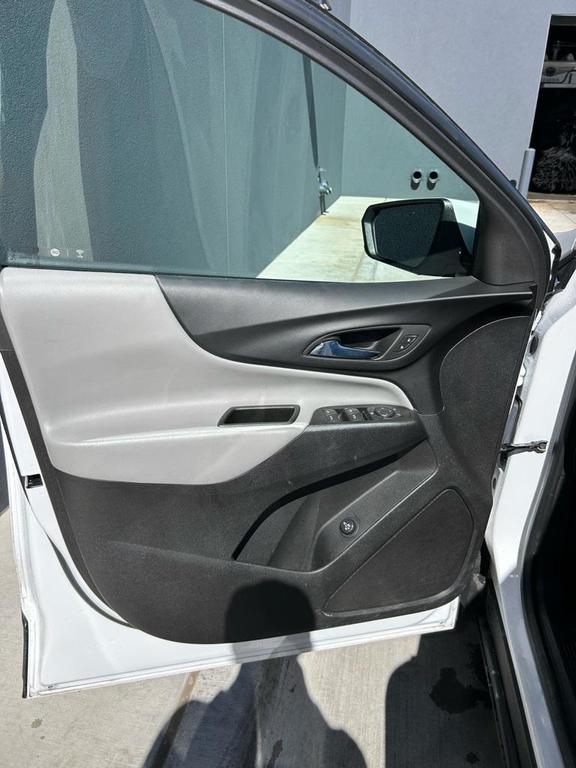 used 2024 Chevrolet Equinox car, priced at $18,500