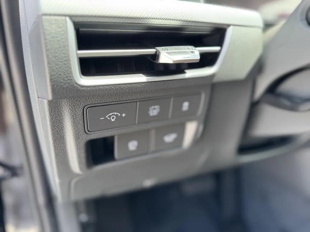 new 2025 Hyundai Sonata Hybrid car, priced at $34,161