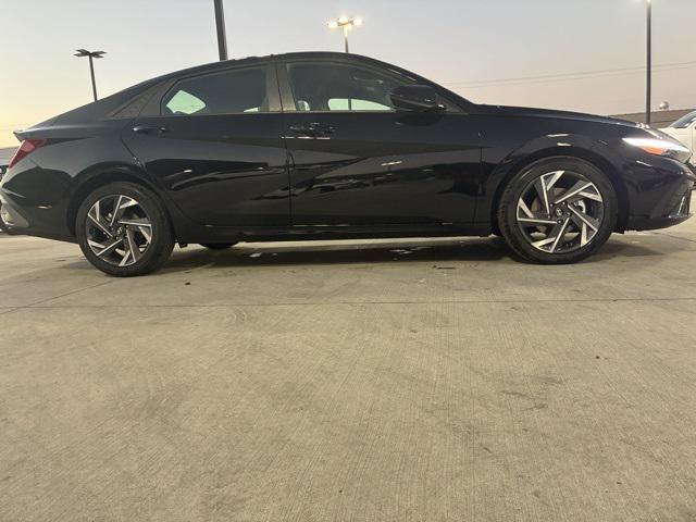 new 2025 Hyundai Elantra car, priced at $19,196