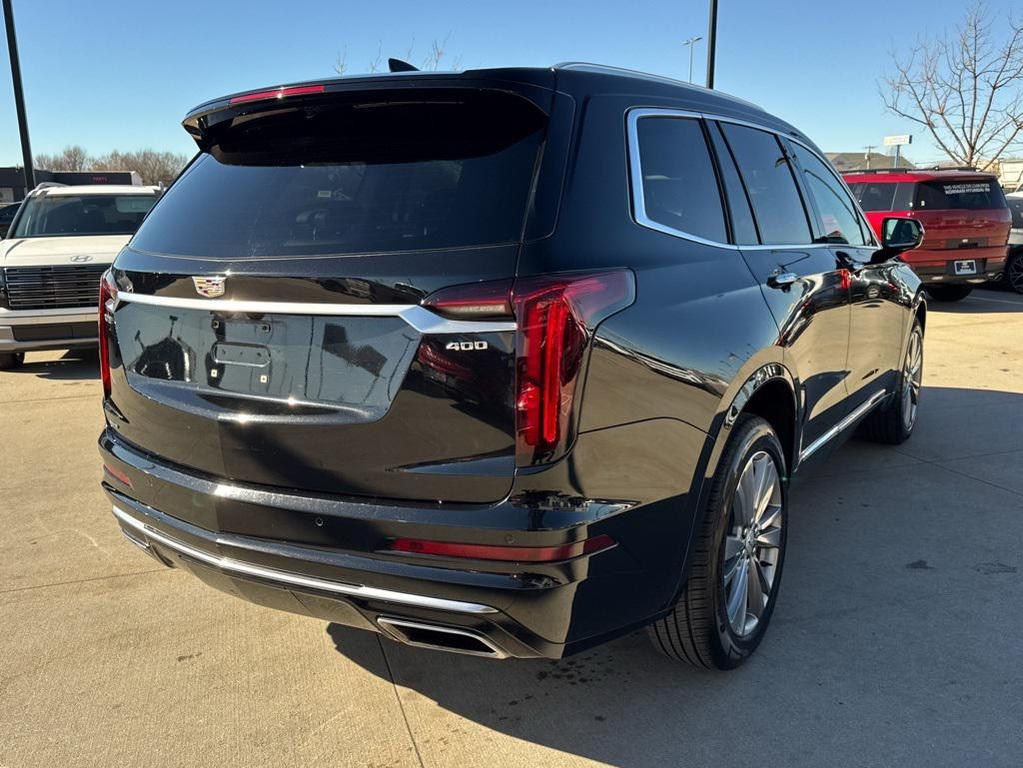 used 2023 Cadillac XT6 car, priced at $33,000