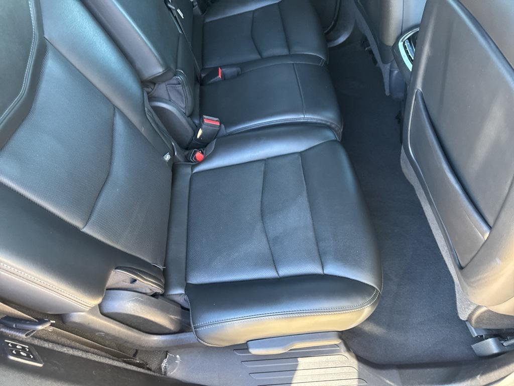 used 2023 Cadillac XT6 car, priced at $33,000