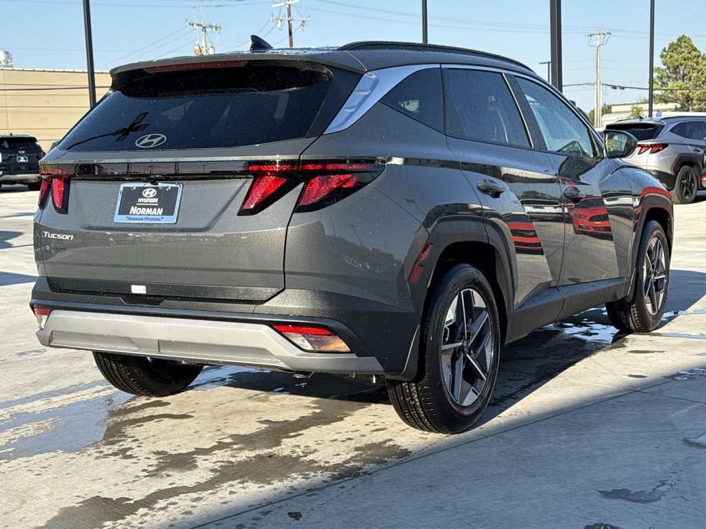 new 2026 Hyundai Tucson car, priced at $30,588