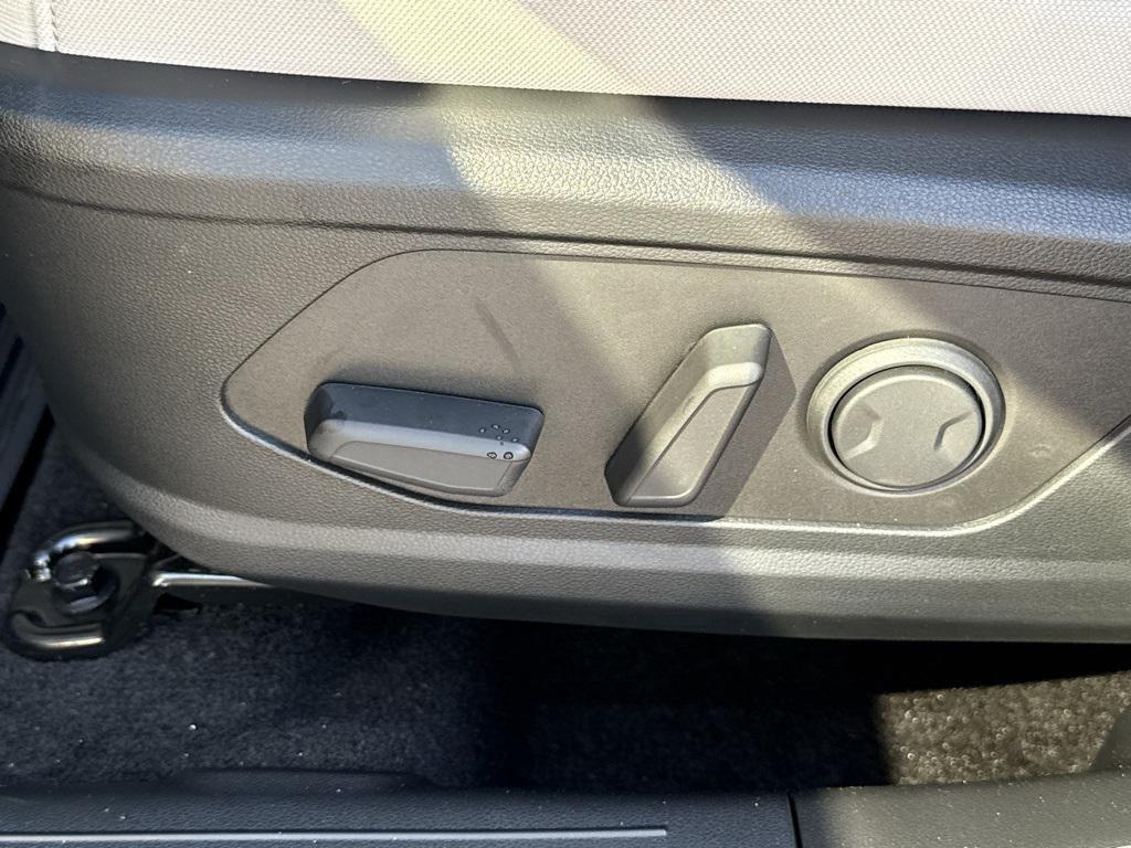 new 2026 Hyundai Tucson car, priced at $30,588