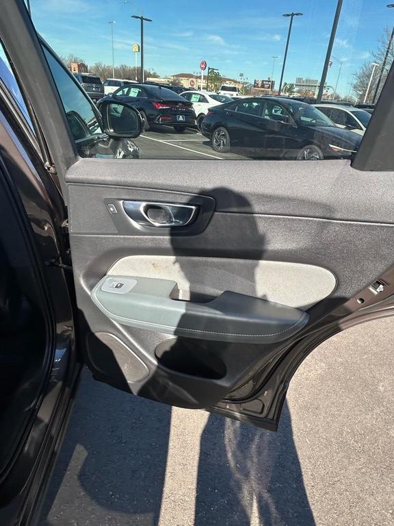 used 2022 Volvo XC60 car, priced at $25,900