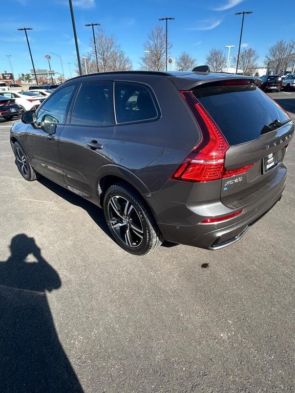 used 2022 Volvo XC60 car, priced at $25,900