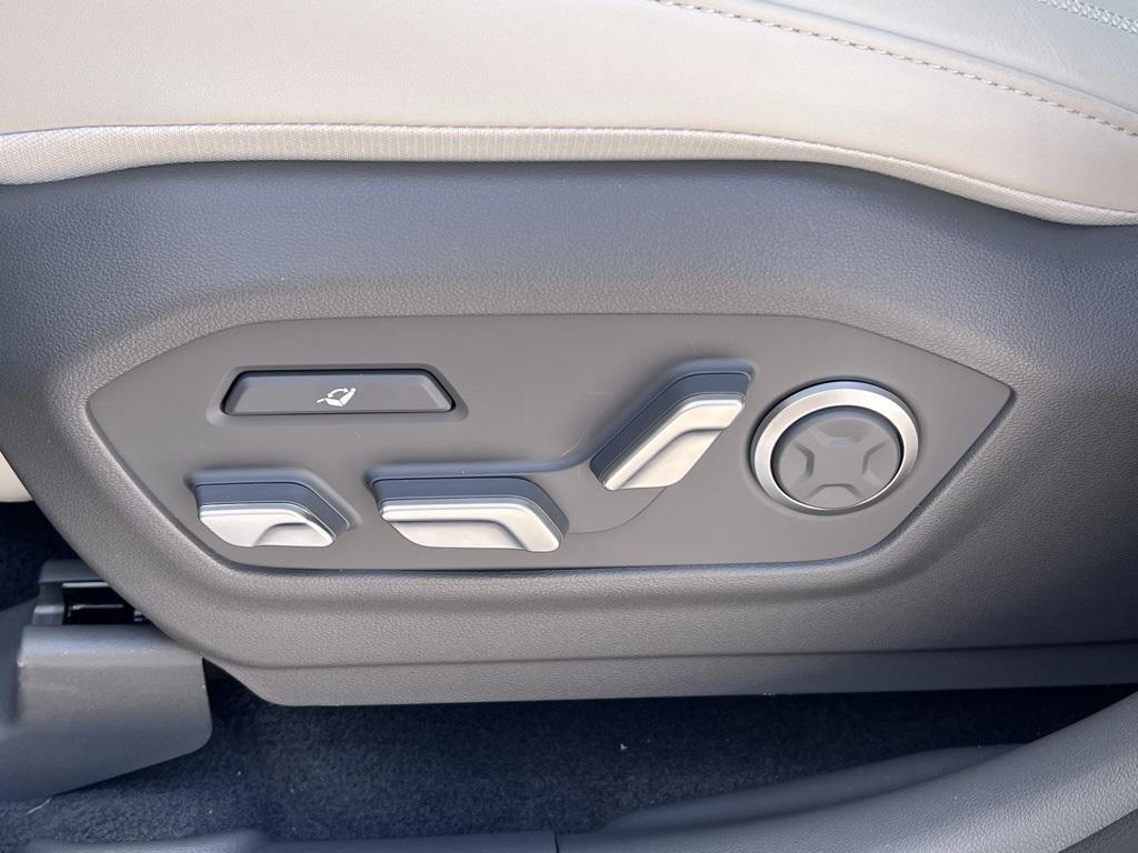 new 2026 Hyundai SANTA FE HEV car, priced at $48,272