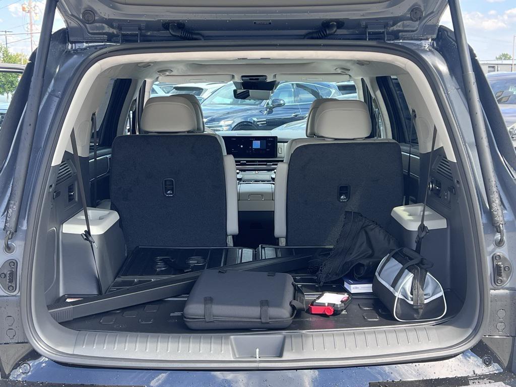 new 2026 Hyundai SANTA FE HEV car, priced at $48,272