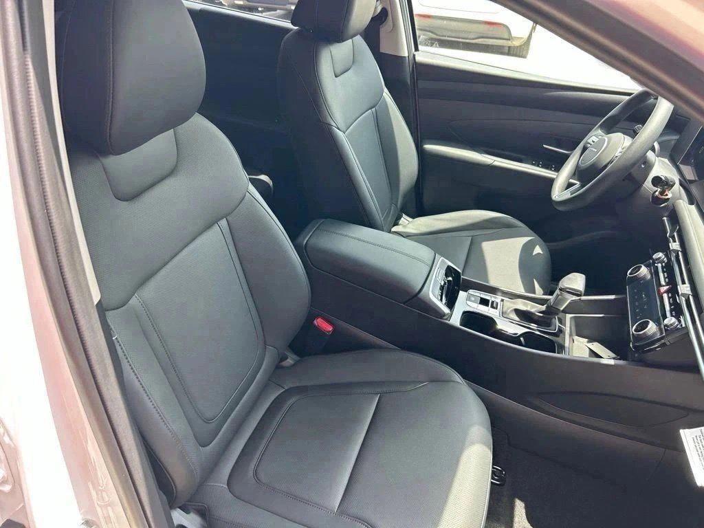 new 2026 Hyundai Tucson car, priced at $34,223