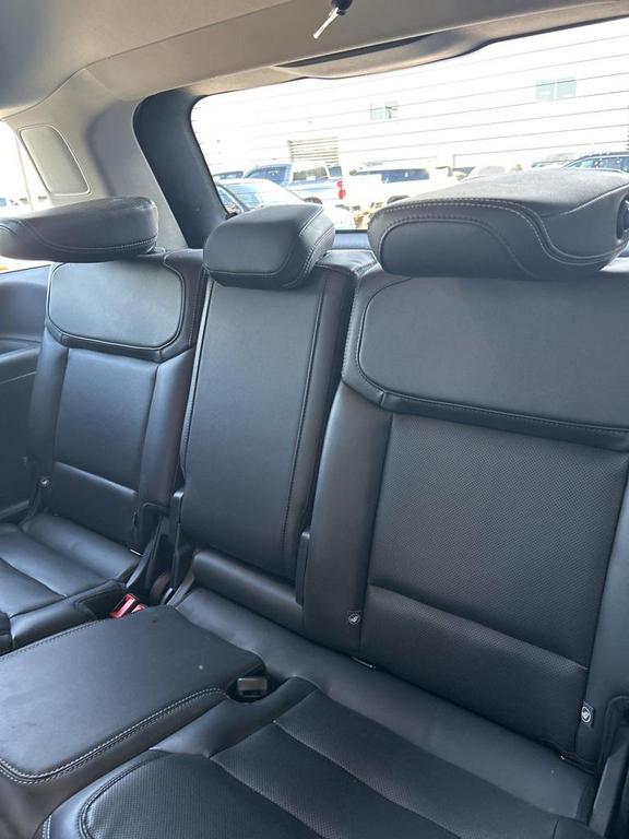 used 2025 Ford Expedition car, priced at $70,000