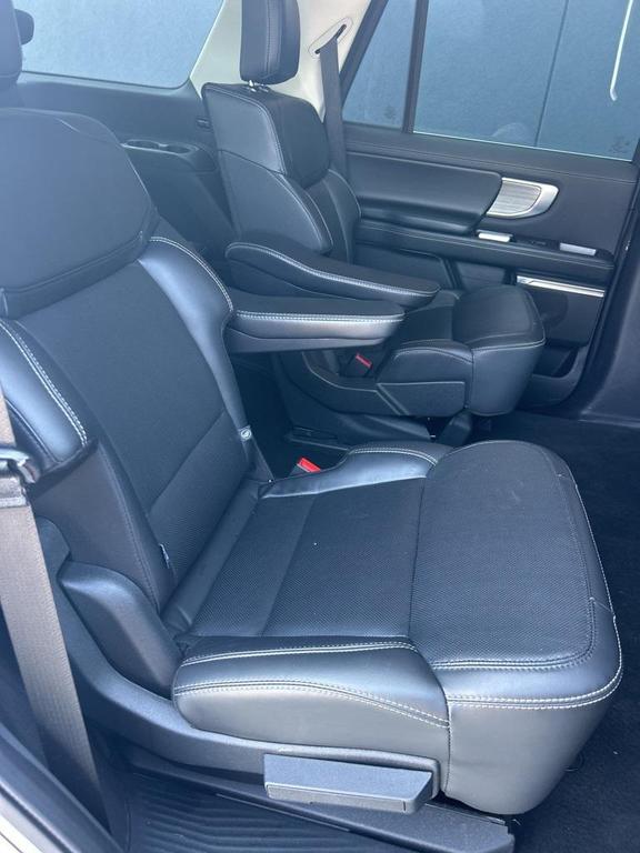 used 2025 Ford Expedition car, priced at $70,000